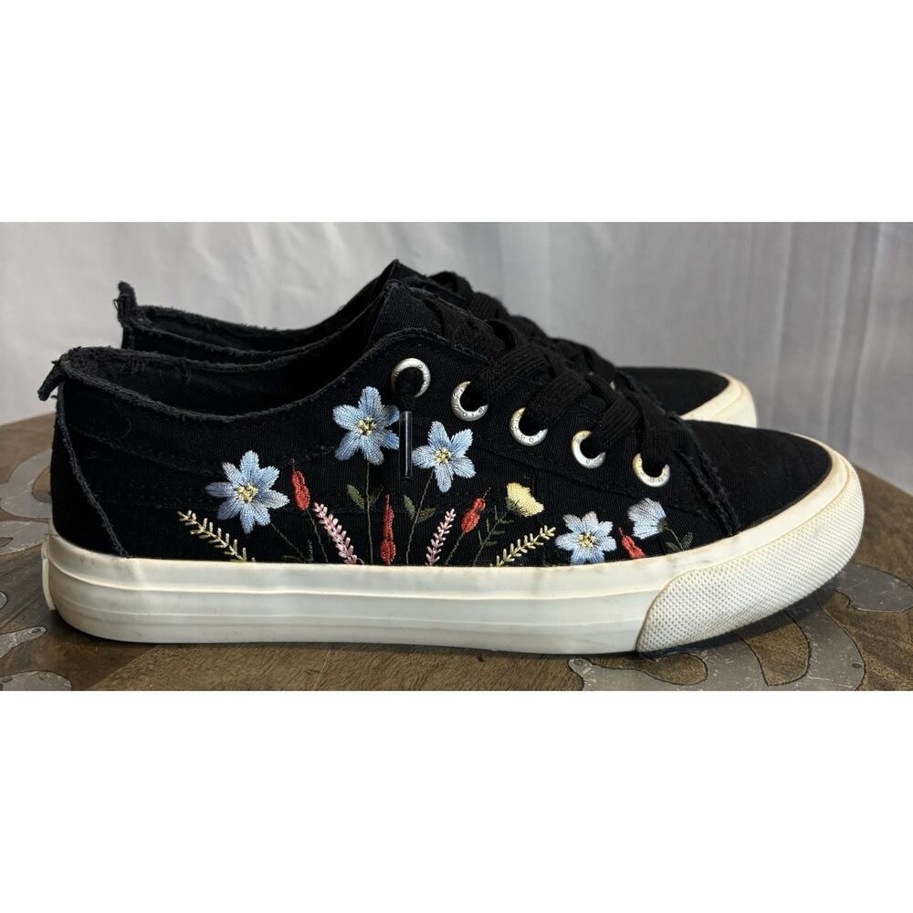 Blowfish Malibu Women’s Embroidered Floral Sneakers Size 7.5 - Picture 2 of 8